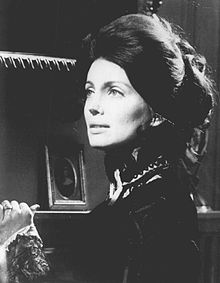 Gayle Hunnicutt